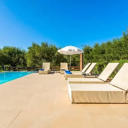 Amboula Sleeps 6 Pool Air Con Wifi Vila Plános